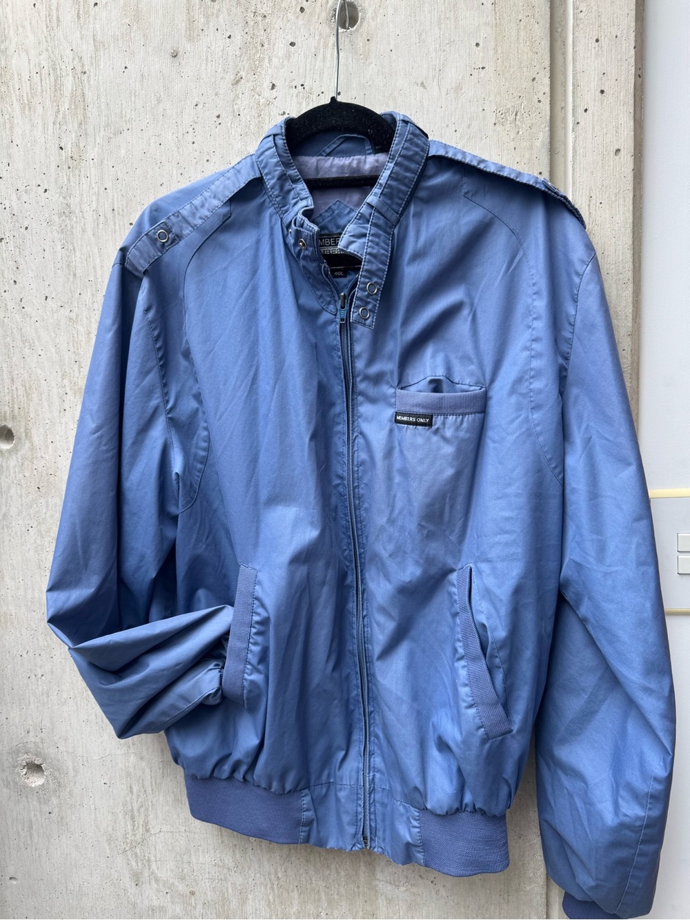 Chic Members Only jacket- Blue